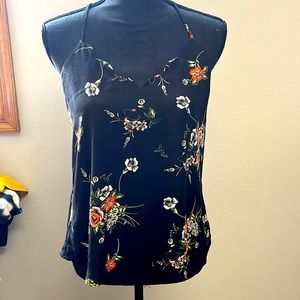 Scalloped Floral Tank Top